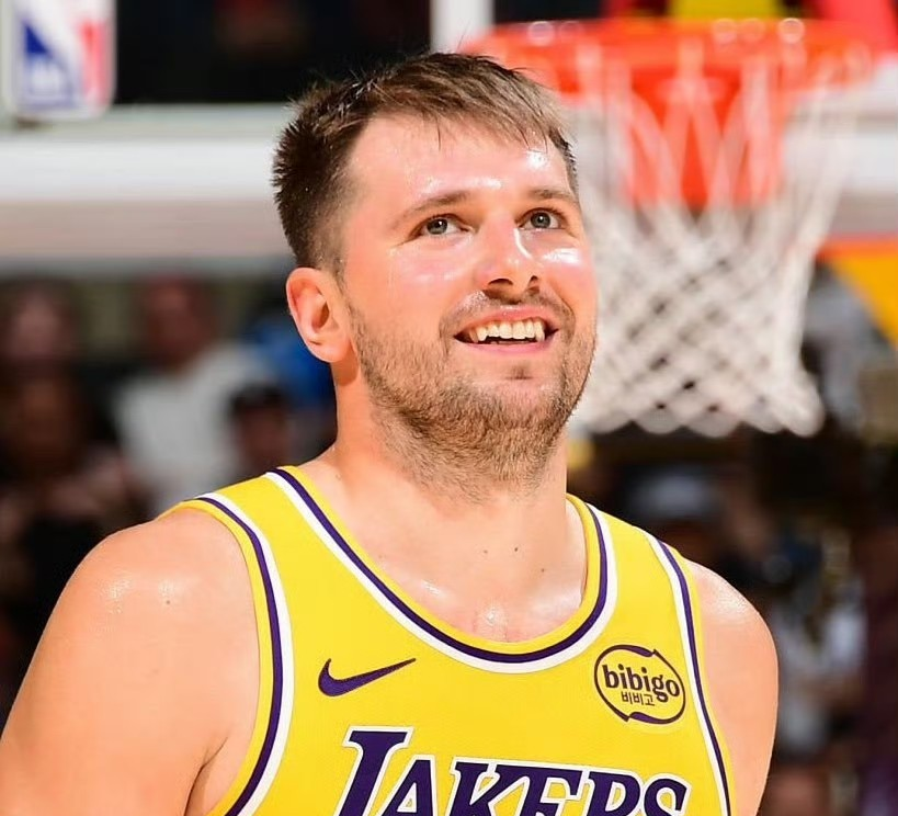 壹号娱乐登录通道-阿贾克斯止住颓势备战CBA常规赛穆雷在巴黎圣日耳曼比赛中夺冠，东契奇与50激战湖人分钟直接炸裂的简单介绍