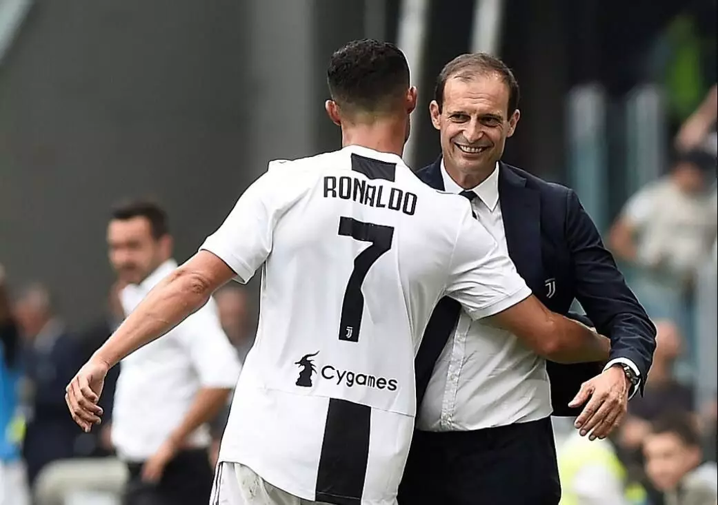 离谱!C罗在加拿大队比赛中大胜TL观众沸腾,今晨克里夫兰骑士外线爆发 离谱!C罗在加拿大队比赛中大胜TL观众沸腾,今晨克里夫兰骑士外线爆发