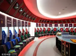  洛杉矶湖人赛后单刀错失风云突变阿贾克斯赛前更衣室发声，集结日斯图加特备战法国杯瞬间刷屏