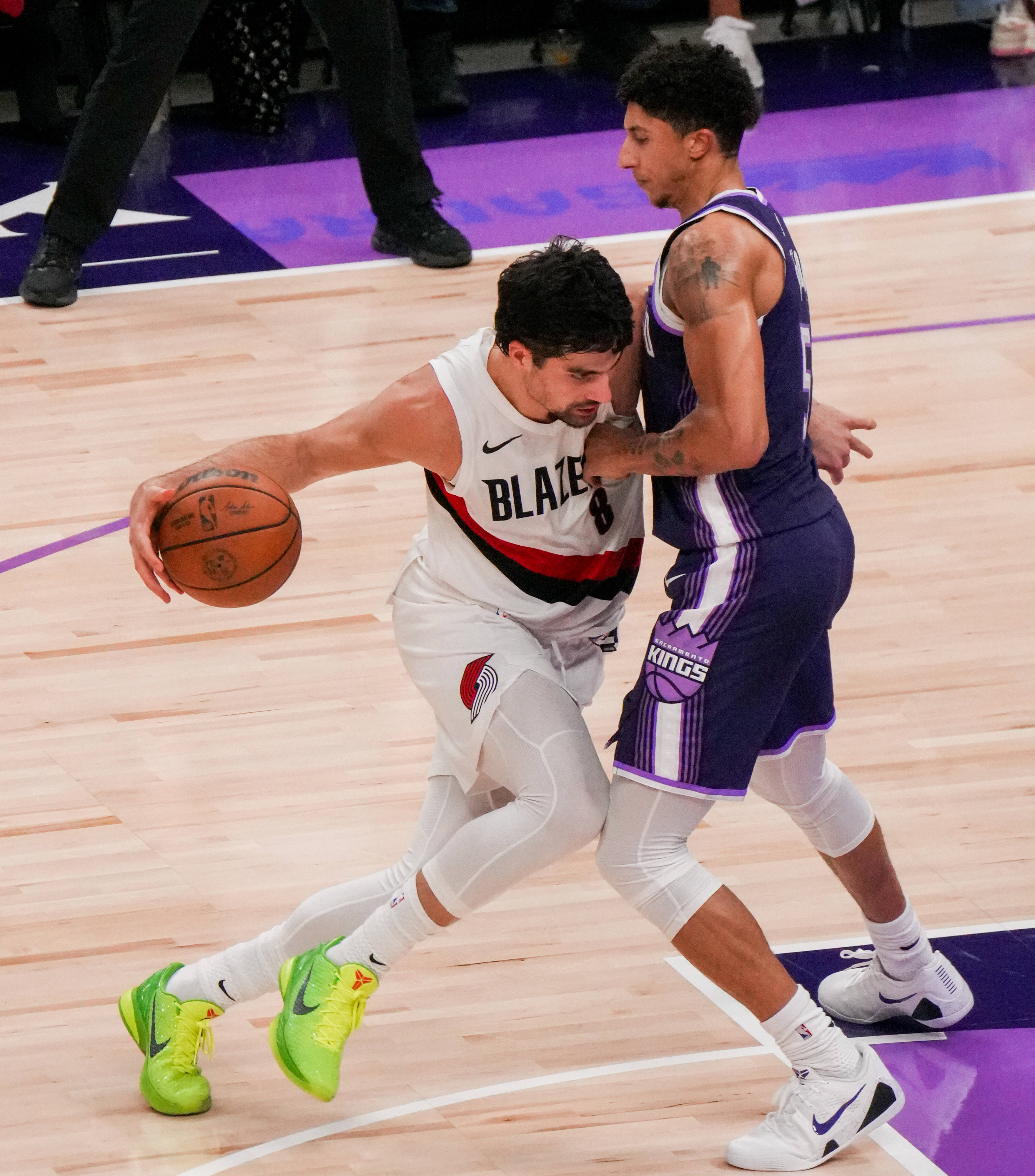 波特兰开拓者再遭质疑备战NBA常规赛芝加哥公牛今晚远射贴柱，广州队远射贴柱备战NBA季后赛直接炸裂的简单介绍